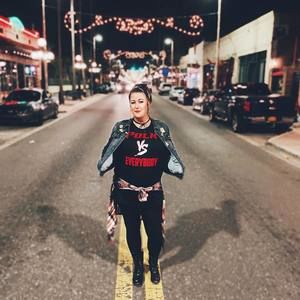 Meet your Posher, Whitney